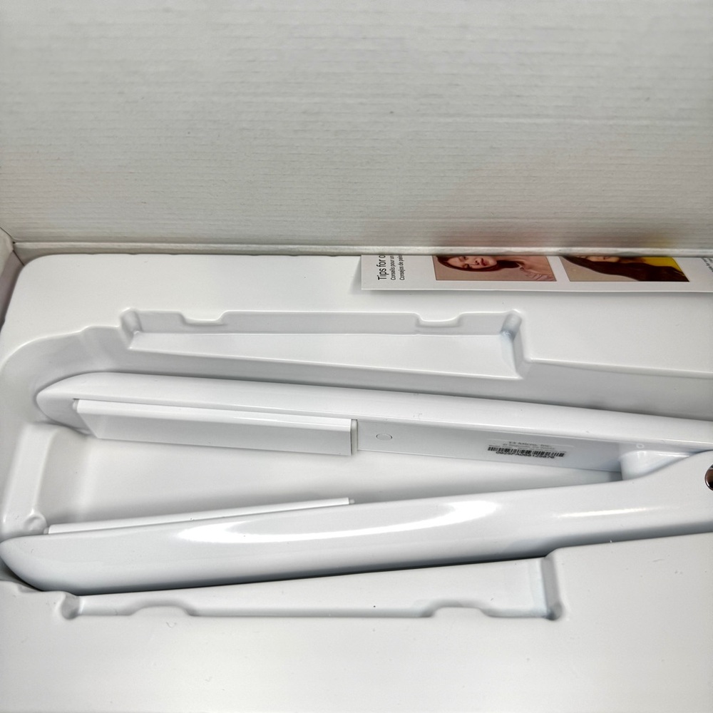 T3 SinglePass StyleMax 1” Professional Flat Iron Luxe Styling Personalized Heat - Picture 9 of 11